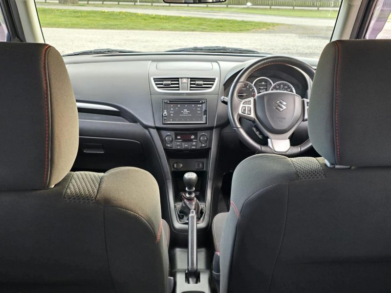 SUZUKI SWIFT