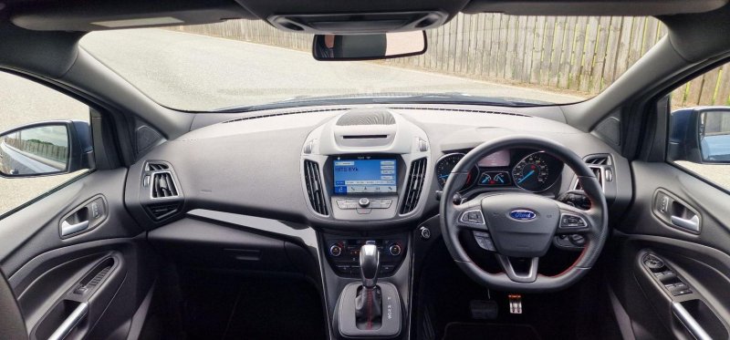 FORD KUGA